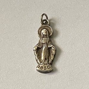 Our Lady of Grace Blessed Virgin Mary Silver Silver Religious Pendant